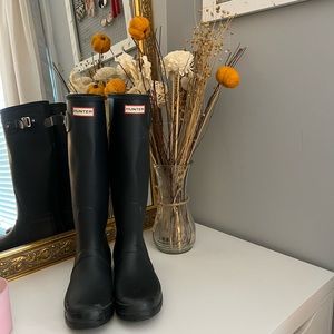 Hunter Boots Size 9